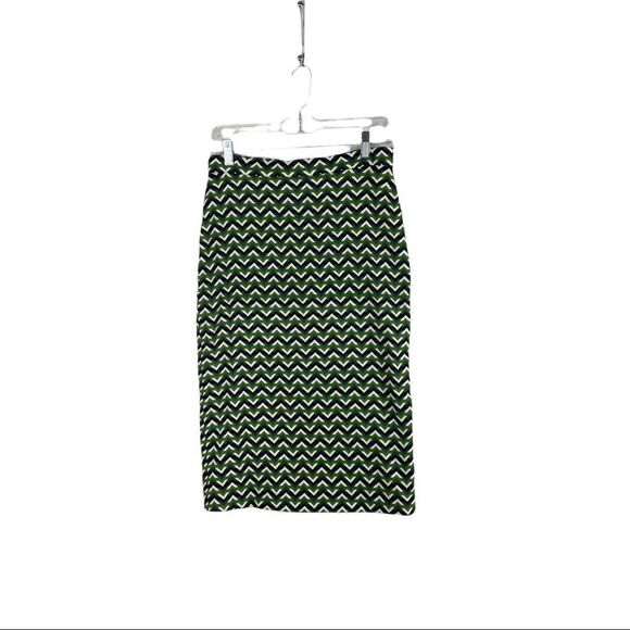 Chloe Dao Chevron Green Blue & White Skirt Size M NWOT - Picture 3 of 9